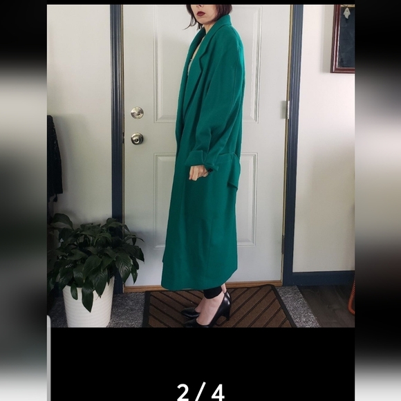 Vintage Jill Jr Wool Coat This Beautiful Green Coat is in excellent condition! - Picture 2 of 6
